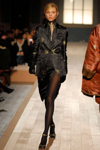 Look 42